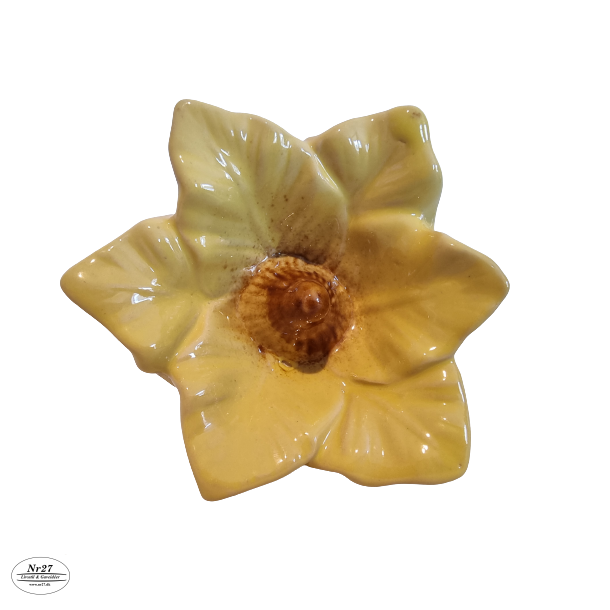 Blomst i gul keramik 8 x 12cm