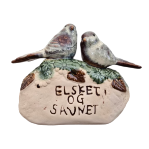 Gravpynt sten elsket og savnet