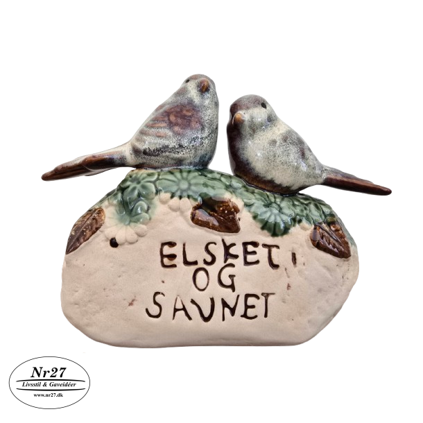 Gravpynt sten elsket og savnet